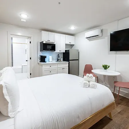 Pastel Tropics Studio Apartment Galveston Exterior photo