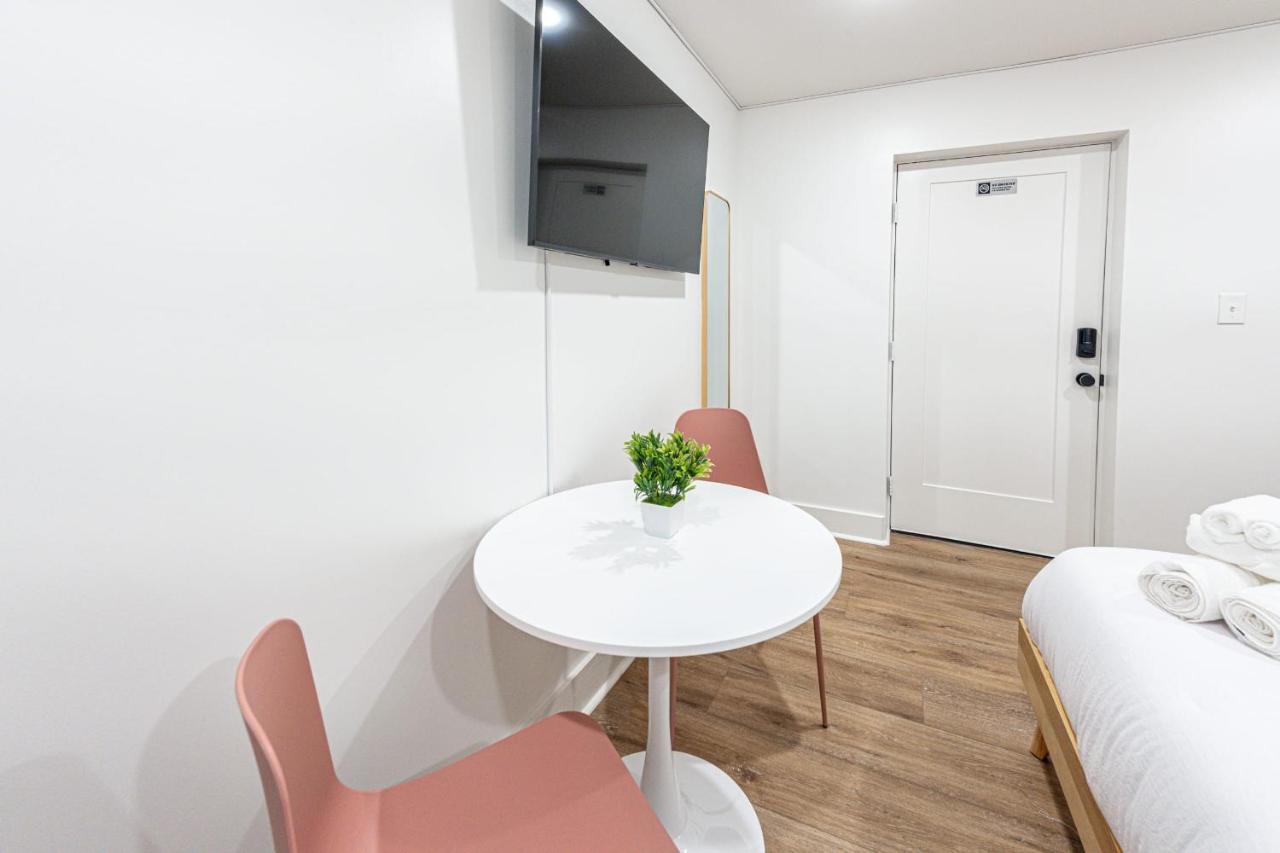 Pastel Tropics Apartment